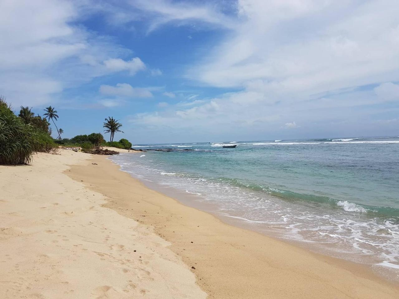 White Villa Beach Resort ميريسا المظهر الخارجي الصورة