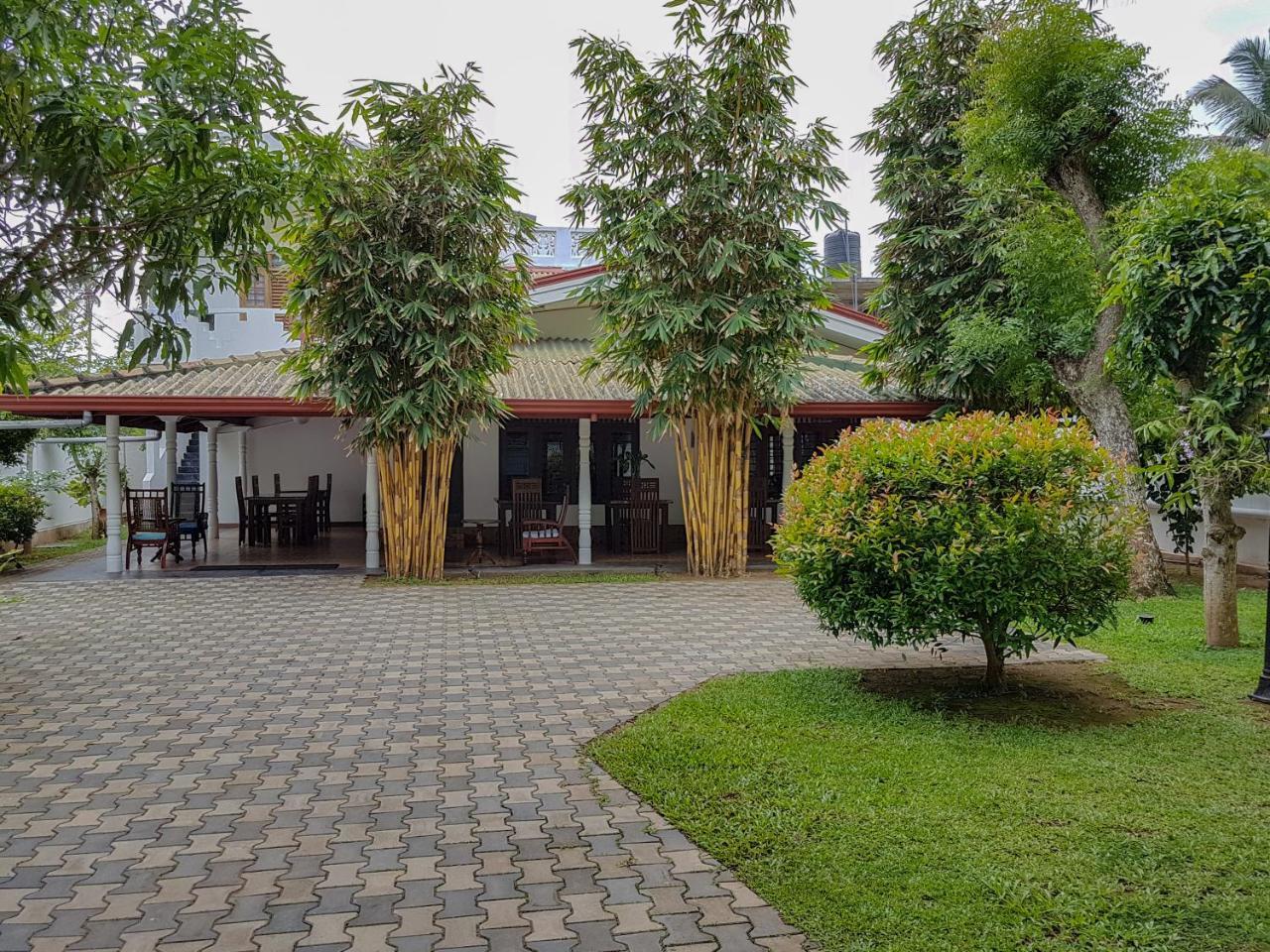White Villa Beach Resort ميريسا المظهر الخارجي الصورة
