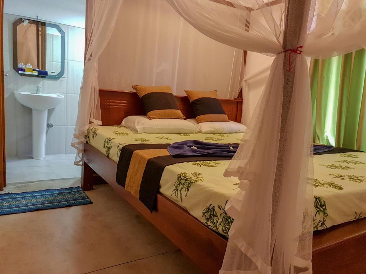 White Villa Beach Resort ميريسا المظهر الخارجي الصورة