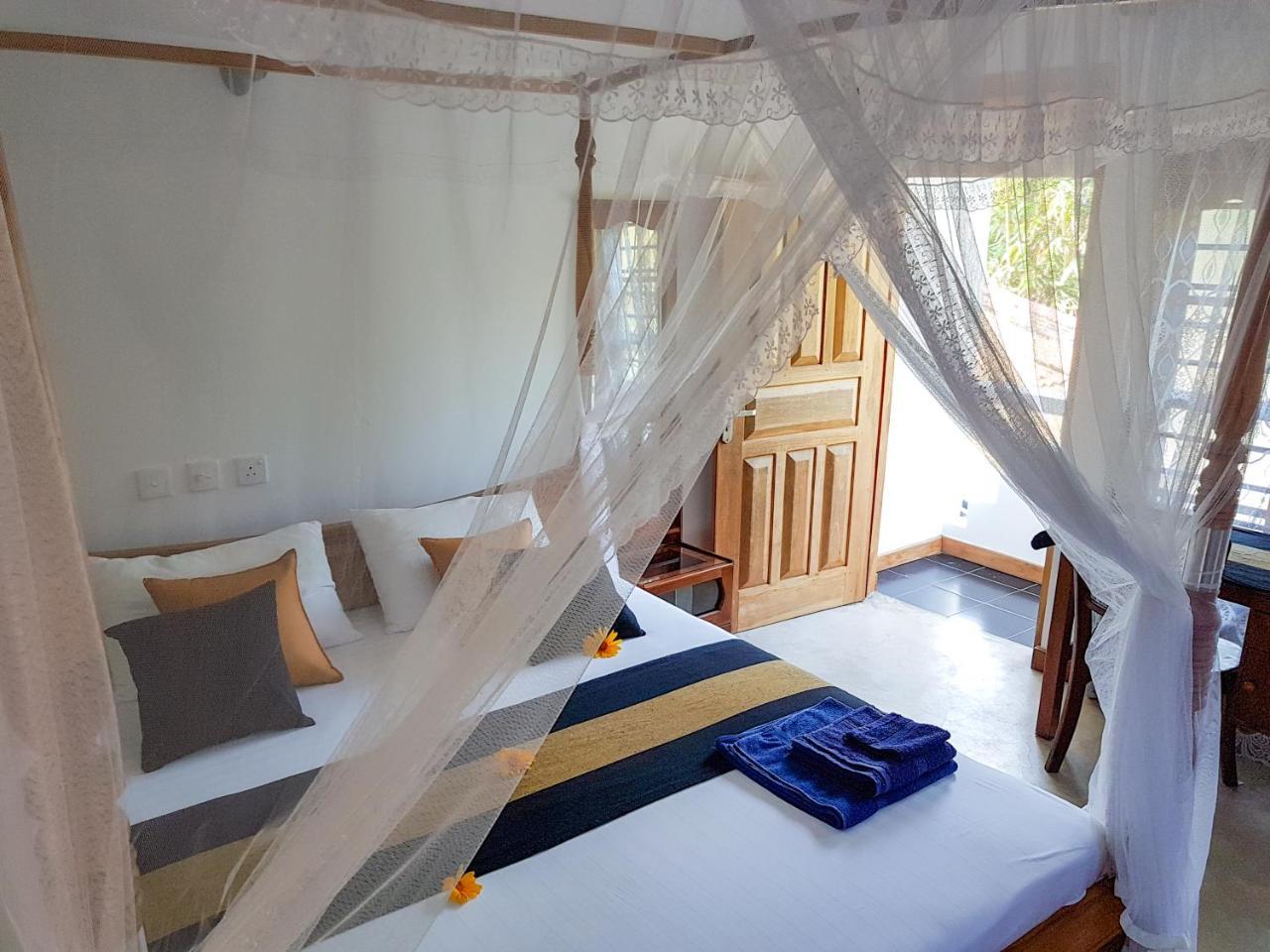 White Villa Beach Resort ميريسا المظهر الخارجي الصورة