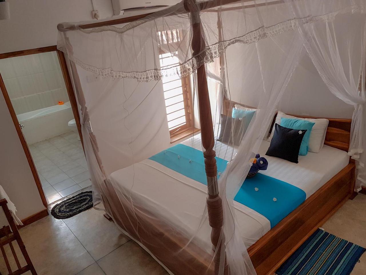 White Villa Beach Resort ميريسا المظهر الخارجي الصورة