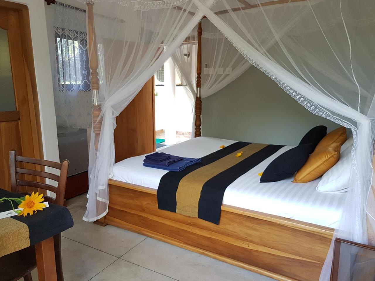 White Villa Beach Resort ميريسا المظهر الخارجي الصورة